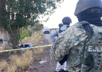 Localizan a dos hombres ejecutados a balazos en el ejido Balbuena, Navolato