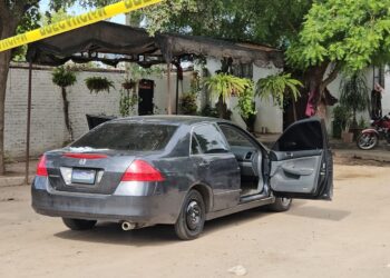 Una agente de la Policía Municipal de Navolato y su hermana fueron atacadas a balazos esta mañana