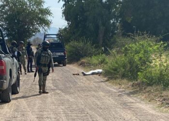 Localizan a un hombre asesinado, torturado y “emplayado” en Mocorito