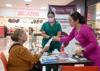 Exitosa brigada médica en Plaza Galerías San Miguel