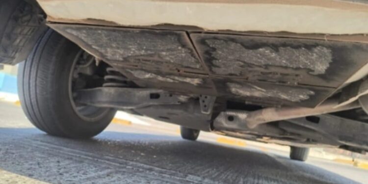 Aseguran en la isla Musalá un vehículo con aditamento para arrojar puntas de acero