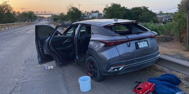 Se enfrentan a balazos grupos antagónicos en El Limón de Los Ramos, sindicatura de “El Tamarindo”; hay dos hombres muertos