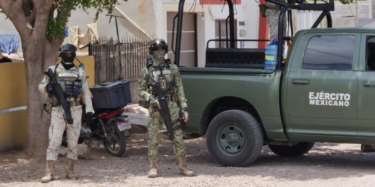 Atacan a balazos un domicilio de la colonia Adolfo López Mateos