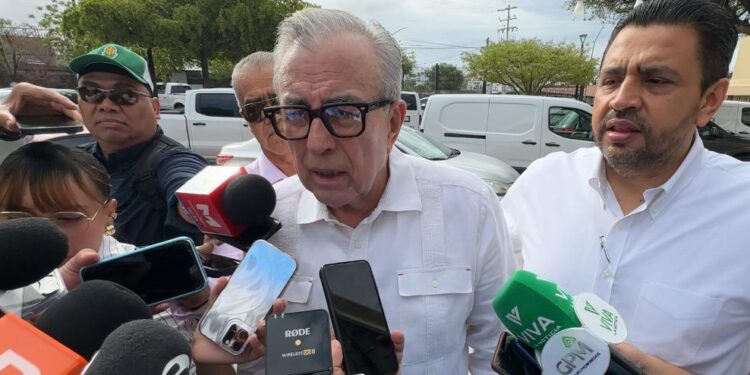 Gobernador Rocha acude a misa por el Día del Agricultor y destaca acciones a favor del campo