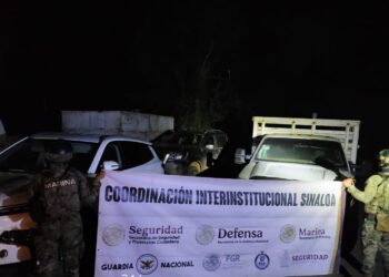 Capturan a 6 civiles y aseguran vehículos, armamento, equipo táctico, droga, efectivo y objetos para la elaboración de drogas en Culiacán