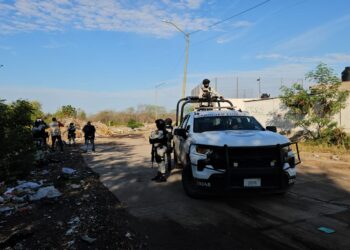 Localizan a dos hombres asesinados y huellas de violencia en Colinas del Bosque