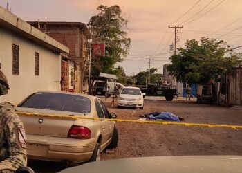 Grupo armado asesina a balalazos a dos hombres en la colonia Plutarco Elías Calles