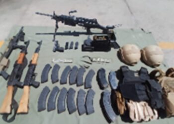 Grupo Interinstitucional asegura vehículo, armas, municiones y equipo táctico en Navolato