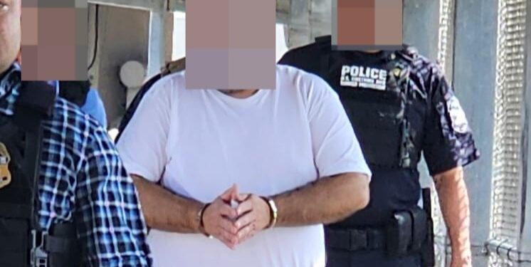 José Luis “N” es aprehendido en Chicago y trasladado a Sinaloa por ser presunto responsable del delito de abuso sexual
