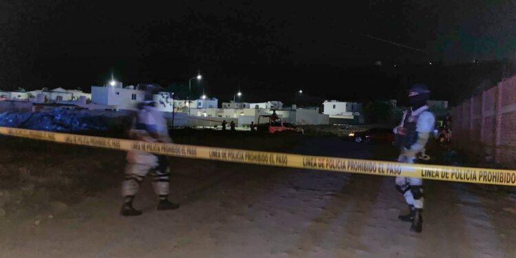 Balacera en Jardines de la Sierra deja un muerto y dos heridos, entre ellos una mujer