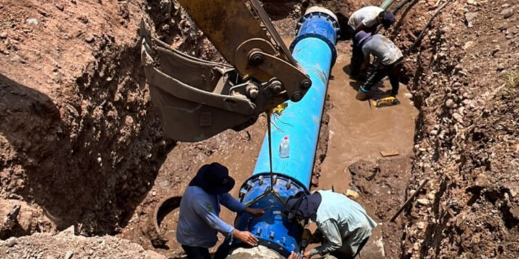 Casi 40 colonias  sin agua en Culiacán por reparación de una línea de la Japac