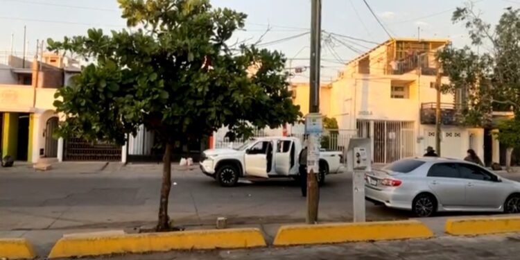 Grupo armado “levanta” a una mujer y dos hombres en el sector Humaya