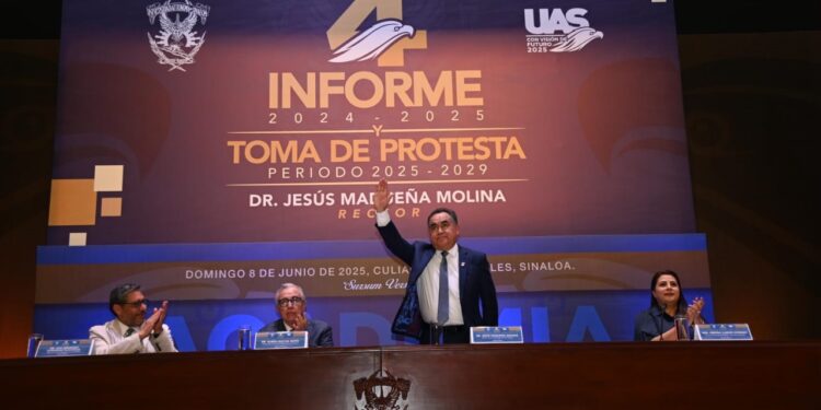 “La controversia con la UAS quedó en el pasado”: Rocha Moya felicita a Madueña por su toma de protesta