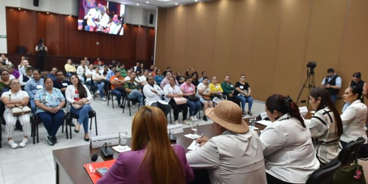 Comisión de Asuntos Obreros del Congreso del Estado atendió a personal del Sector Salud