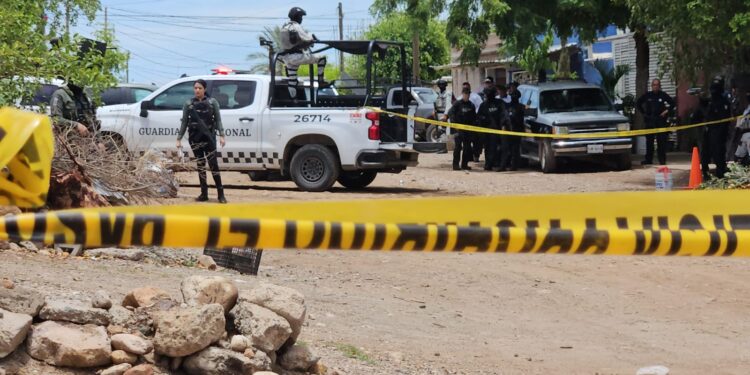 Asesinan a balazos a dos personas en la colonia Ortiz de Toledo