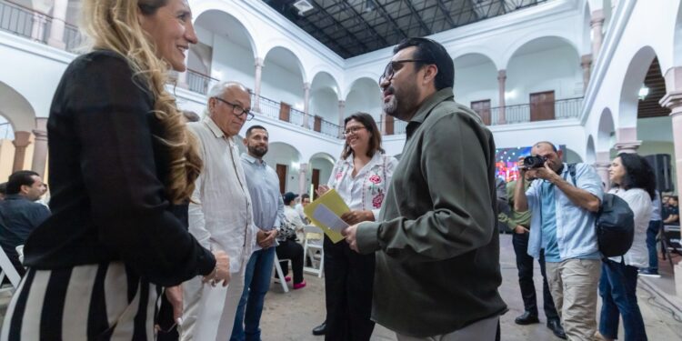 Juan de Dios Gámez busca proyectar a Culiacán como locaciones para producciones cinematográficas