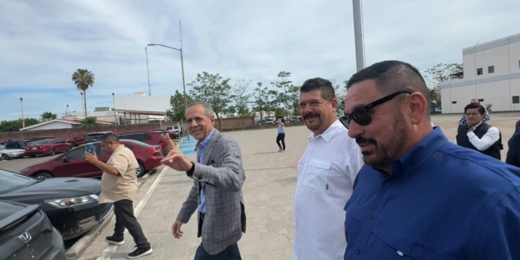 Acusación: El posible daño económico asciende a 42 mdp en la presunta compra irregular de patrullas en caso Vargas Landeros