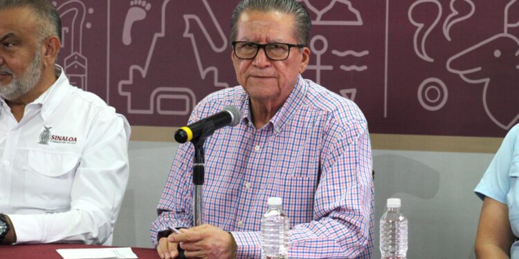 Gobierno de Sinaloa exhorta a población a reportar a CFE casos de “apagones”