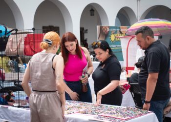 Realizan Verano Bazar 2025 con la participación de cien emprendedoras