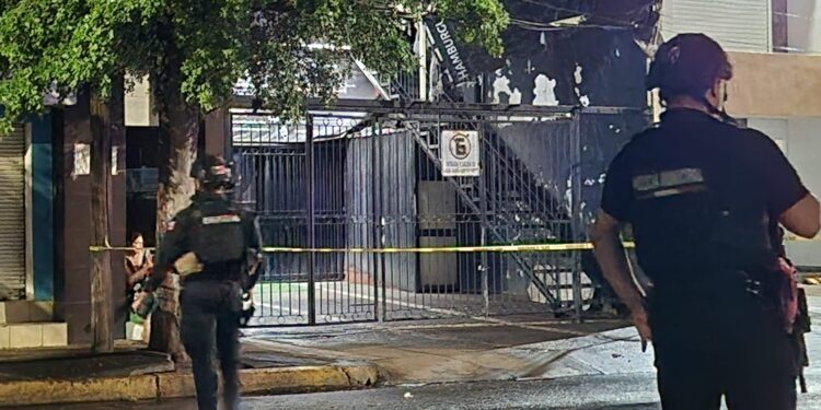 Asesinan a una pareja en pleno centro de Culiacán