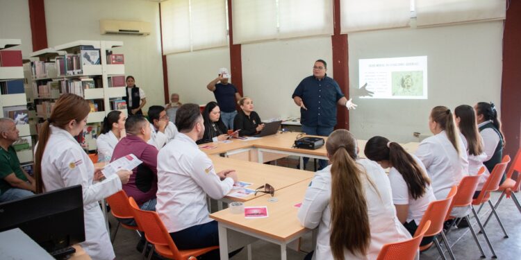Realizan charla “Salud Mental y Adicciones” en la biblioteca de Culiacancito