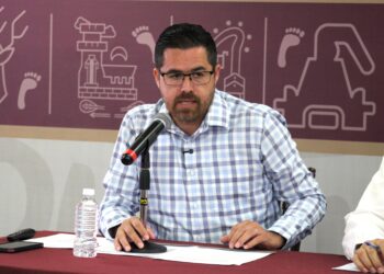 SS descarta promover despido de señora que informó sobre fallecimiento de hombre afuera del HG de Los Mochis