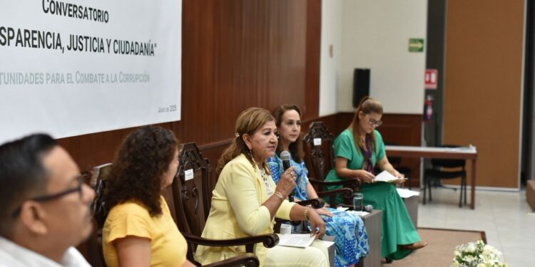 Participa Guerra Ochoa en Conversatorio “Transparencia, Justicia y Ciudadanía: Oportunidades para el Combate a la Corrupción”
