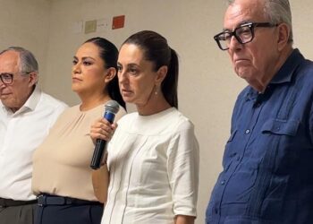 Claudia Sheinbaum promete ante los sinaloenses en Culiacán: “Vamos a salir adelante por qué no nos pueden vencer”