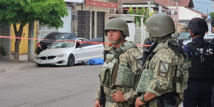 Asesinan a balazos de “carro a carro” a padre e hijo en la Guadalupe Victoria