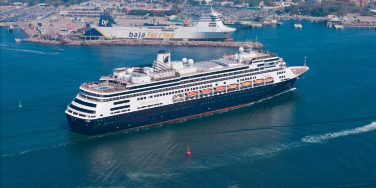 Suma Mazatlán más de 227 mil cruceristas en lo que va de 2025