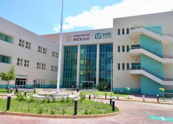Ya se encuentra controlado el incendio en Nuevo Hospital General de Culiacán