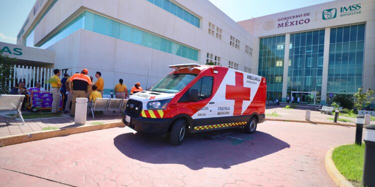 Un total de 90 pacientes fueron evacuados tras incendio en el Nuevo Hospital General de Culiacán