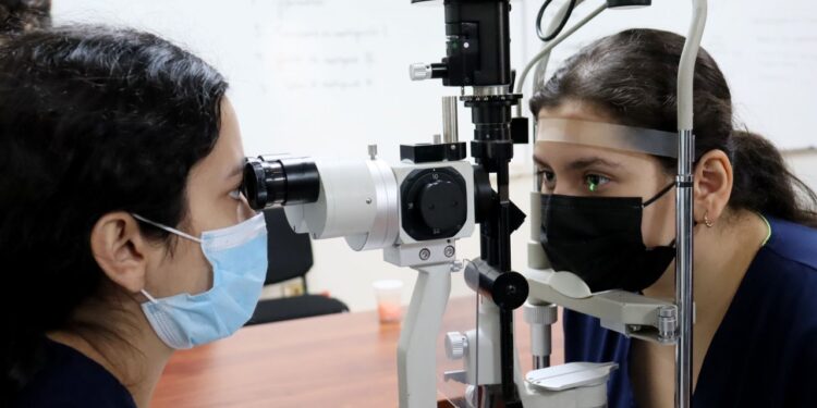 ¡Aún hay lugares disponibles! Invita la UAS a inscribirse a la licenciatura en Optometría, carrera con gran futuro laboral en Sinaloa