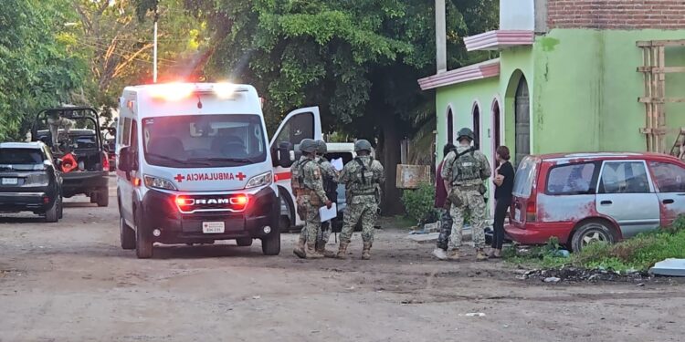 Hallan a dos hombres asesinados en una casa de la colonia Industrial El Palmito