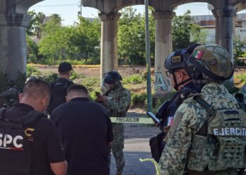 Acribillan a balazos cuatro hombres en el eje Federalismo; tres murieron y uno ¡sigue vivo!