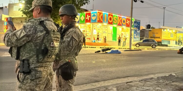 Matan a joven de moto a moto en la Esthela Ortiz de Toledo