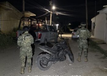Grupo Interinstitucional asegura motocicleta y dosis de droga en Mazatlán