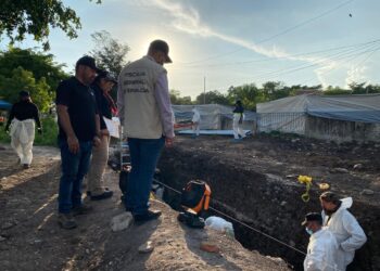 Recuperan 5 cuerpos humanos en panteón “21 de Marzo”`