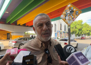 Sancionarán a choferes que cobren tarifa con aire y no lo enciendan: Vialidad y Transportes