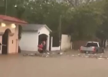 Huracán “Flossie” y el monzón provocan inundaciones en Mocorito; reportan afectaciones en viviendas