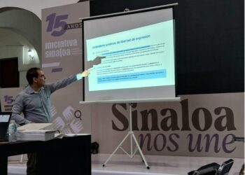 Nuevas reformas legislativas amenazan a la libertad de expresión en México, advierte Alejandro Rojas