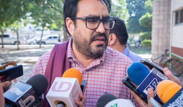 “Nunca nos ha soltado de la mano”: Juan de Dios Gámez agradece apoyo de la presidenta Claudia Sheinbaum