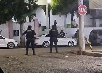 Atentado a balazos en el Hospital Civil deja 3 muertos y un herido grave