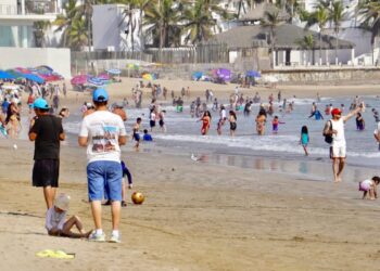 El Gobernador Rocha ve positivo que Estados Unidos considere a Mazatlán y Ahome ciudades seguras para viajar