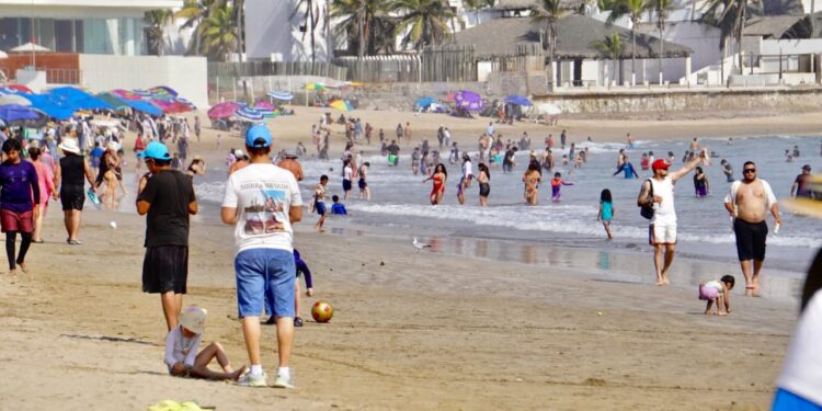 El Gobernador Rocha ve positivo que Estados Unidos considere a Mazatlán y Ahome ciudades seguras para viajar