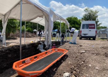 Continúa la recuperación humanitaria de restos humanos de fosa común del panteón 21 de Marzo