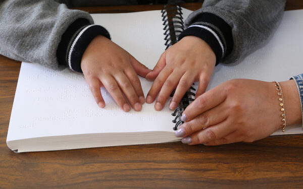 Guadalupe Russel, investigadora de la UAS, participa en el primer Encuentro Nacional de Alternativas para la Educación Especial