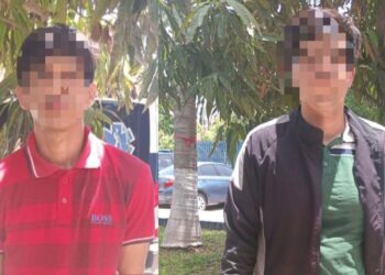 Policias Estatales detienen a dos civiles que transportaban droga en una motocicleta en Villas del Río