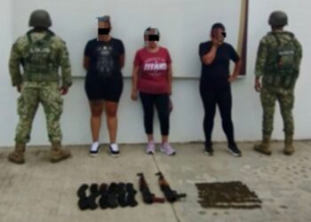 Tres mujeres son detenidas en posesión de armas de fuego, mu