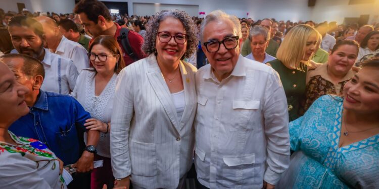 Mejorando la educación y la salud, es como combatimos la pobreza: gobernador Rocha Moya